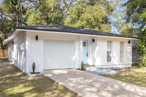 302 Pine Ave, Sanford, FL 32771