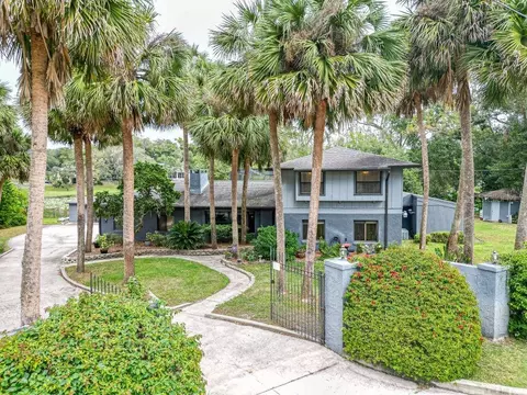 1 Old Grove Ln, Altamonte Springs, FL 32701
