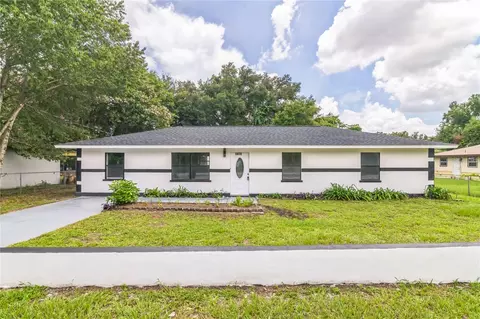 5870 NW 3rd St, Ocala, FL 34482