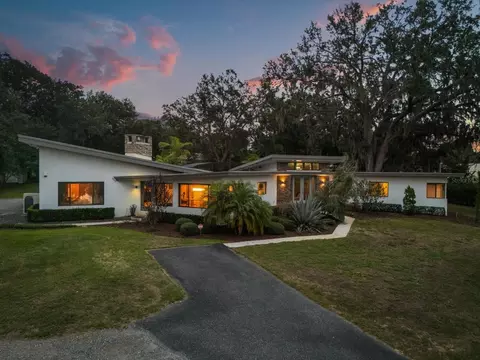 12550 Lakeshore Dr, Clermont, FL 34711