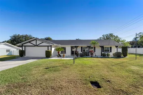 2044 Charnes Dr, Lakeland, FL 33813