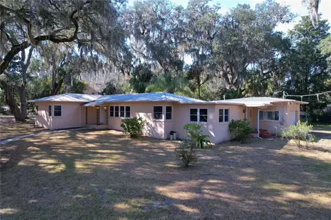 1202 Kirby St, Palatka, FL 32177