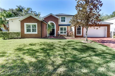 723 Long Lake Dr, Oviedo, FL 32765
