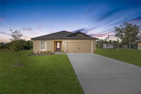 3160 Hoover Dr, Deltona, FL 32738