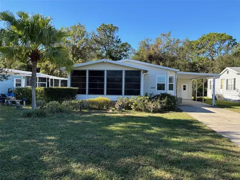 2545 Karen Dr, Mount Dora, FL 32757
