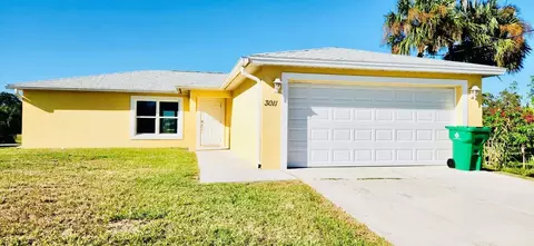3011 Harvard Cir, Labelle, FL 33935