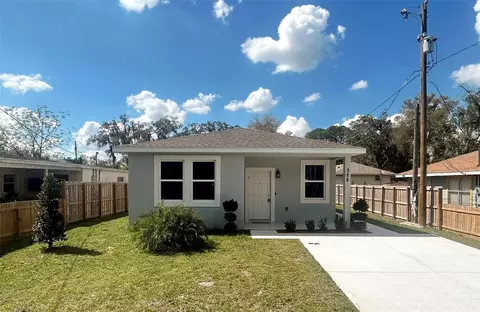 388 Chinaberry Ave, Oviedo, FL 32765