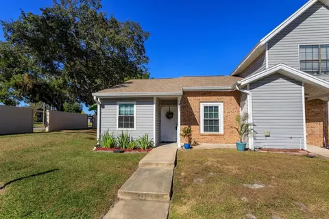 201 Arbor Cir, Sanford, FL 32773