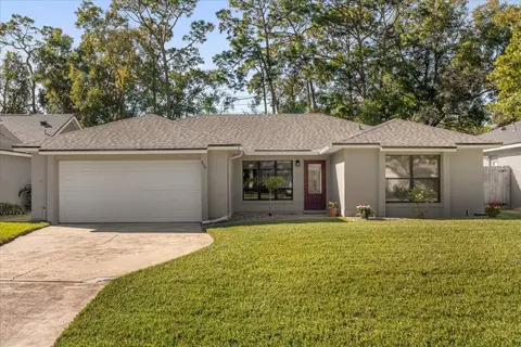 890 W Timberland Trl, Altamonte Springs, FL 32714