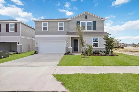 37598 Mackenzie Dr, Zephyrhills, FL 33540