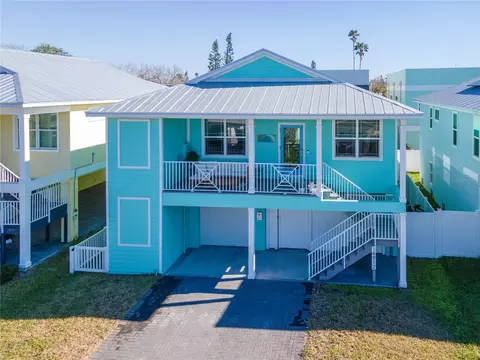 14912 N Bayshore Dr, Madeira Beach, FL 33708