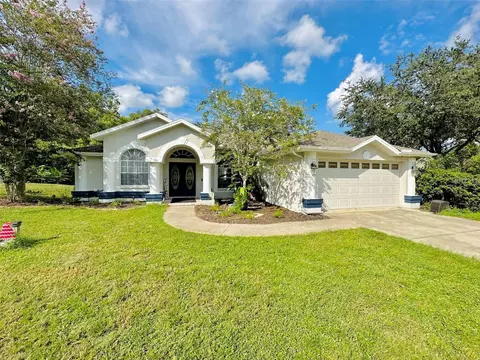11003 Lakeview Dr, New Port Richey, FL 34654