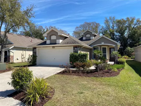 8274 Bridgeport Bay Cir, Mount Dora, FL 32757