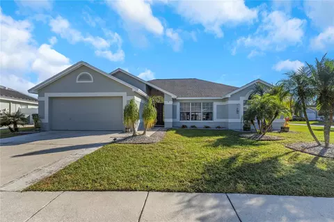 1315 Gangplank Dr, Valrico, FL 33594