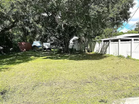 10109 Alma St, Gibsonton, FL 33534