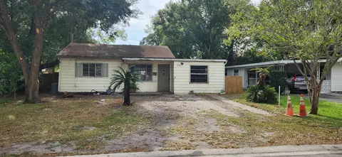 240 Golden Days Dr, Casselberry, FL 32707