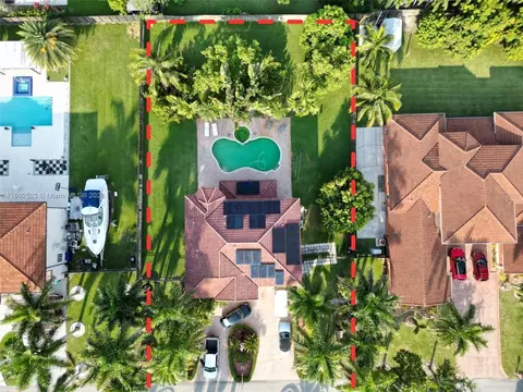 19765 SW 130 Ave, Miami, FL 33177