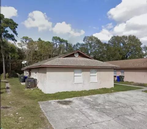 2461 Chestnut Woods Dr, Lakeland, FL 33815