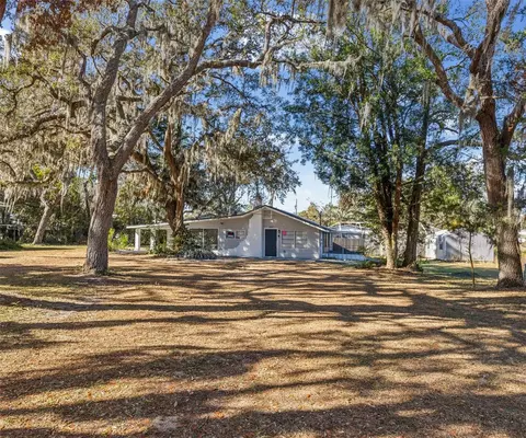 25947 Monroe St, Astatula, FL 34705