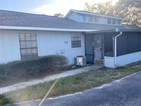 4700 Lake Ridge Rd #93, Orlando, FL 32808