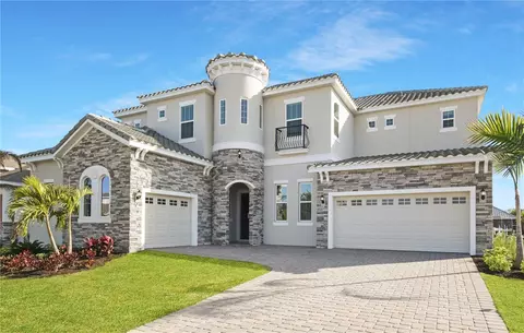 1070 Signet Dr, Apollo Beach, FL 33572