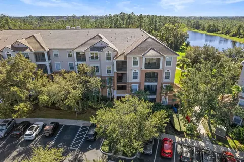 8302 Portofino Dr #301, Davenport, FL 33896