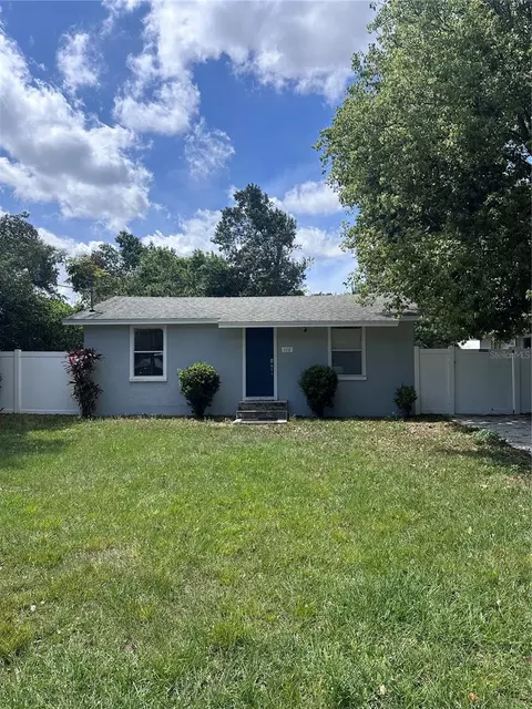 110 Oleander Ave, Auburndale, FL 33823