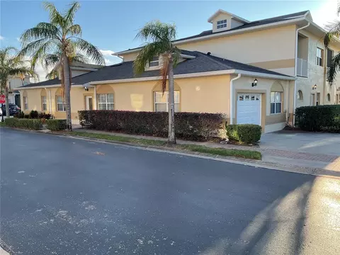 17353 Chateau Pine Way, Clermont, FL 34711