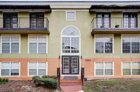 3954 Versailles Dr #3954B, Orlando, FL 32808