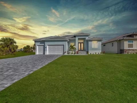233 Rotonda Blvd S, Rotonda West, FL 33947