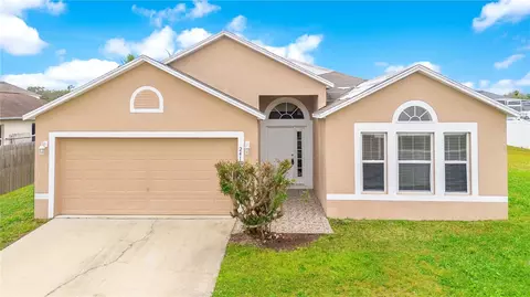 2410 Hatton Chase Ln, Kissimmee, FL 34746