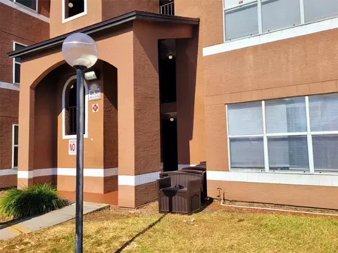 4630 Commander Dr #1018, Orlando, FL 32822