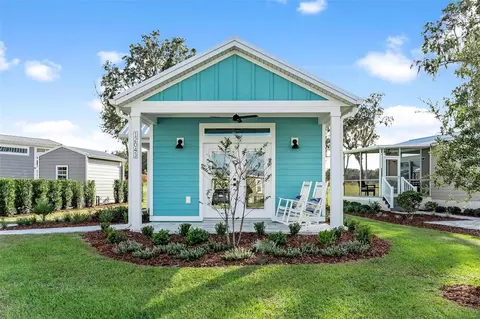 12043 Lakeshore Way, Oxford, FL 34484