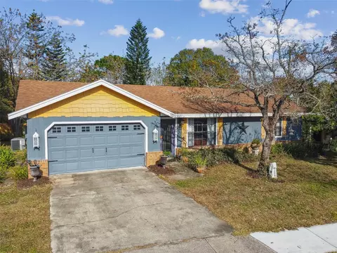 800 Lighthouse Cv, Sanford, FL 32773