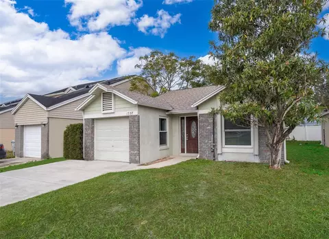 1237 Ashworth Dr, Apopka, FL 32703