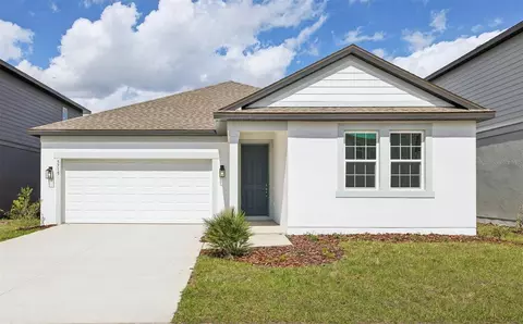 5715 Cattle Ranch Dr, Saint Cloud, FL 34771