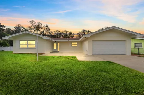 1531 Erin Ln, Clearwater, FL 33755