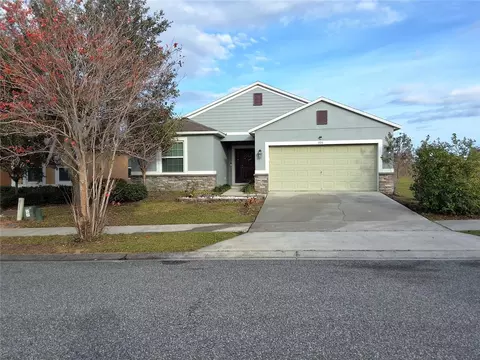 366 Red Kite Dr, Groveland, FL 34736