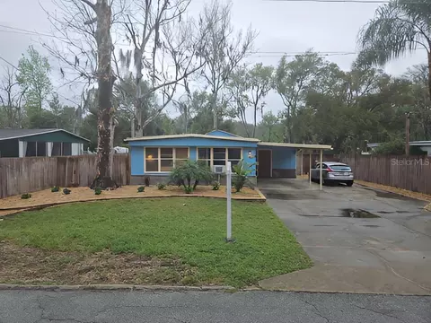 11301 Crossen St, Leesburg, FL 34788