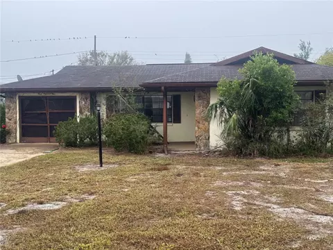 304 Robin Ave, Sebring, FL 33870