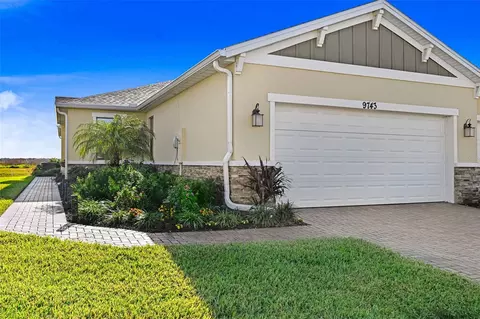 9743 Alister Dr, Melbourne, FL 32940
