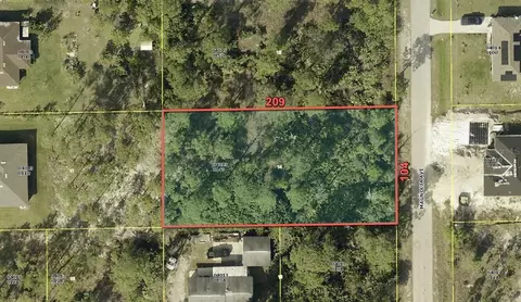 903 Magnolia Ave, Lehigh Acres, FL 33972