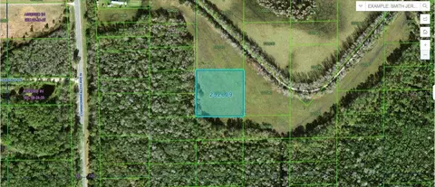 Commonwealth Avenue N, Polk City, FL 33868