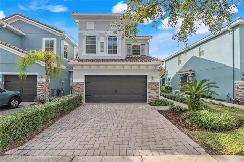 402 Reed Grass Dr, Oviedo, FL 32765
