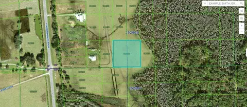 Commonwealth Avenue N, Polk City, FL 33868