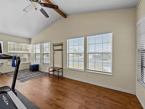 707 Coachman Dr, Leesburg, FL 34748