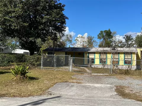 31519 Skyline Dr, Deland, FL 32720