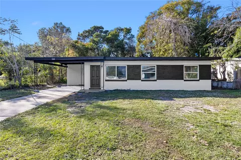 180 N Christmas Hill Rd, Titusville, FL 32796