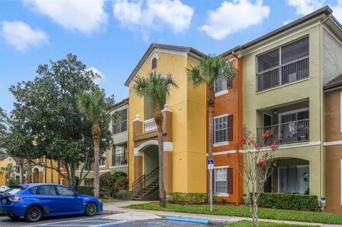 814 Crest Pines Dr #928, Orlando, FL 32828
