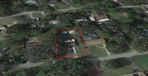 4935 Mockingbird Dr, Dade City, FL 33523